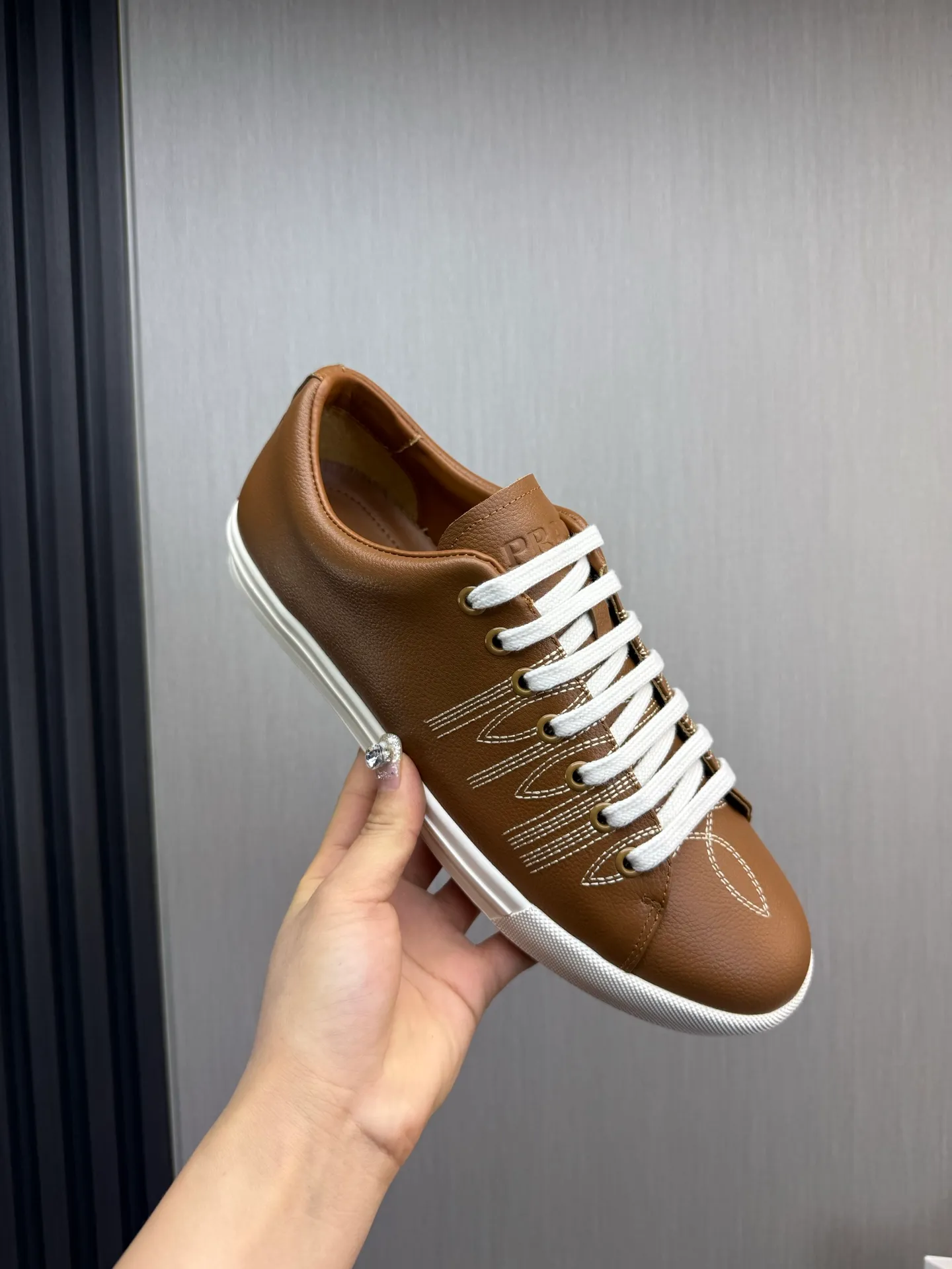 Men's shoes 560💰 [PRADA] Popular items in men's shoe counters, synchronized with the official website, 1 high-quality shipment ✔️Original cowhide + cowhide lining, 1🆚1 replica, original sole, 38-45 (45 customized, non-refundable)
